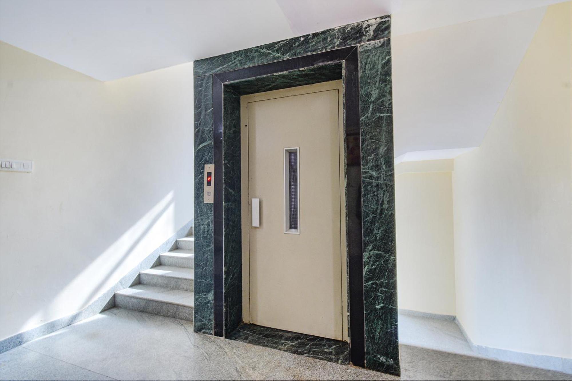 היידראבד Fabhotel N Residency, Hitech City - 350M From Yashoda Hospital, Hitech City מראה חיצוני תמונה
