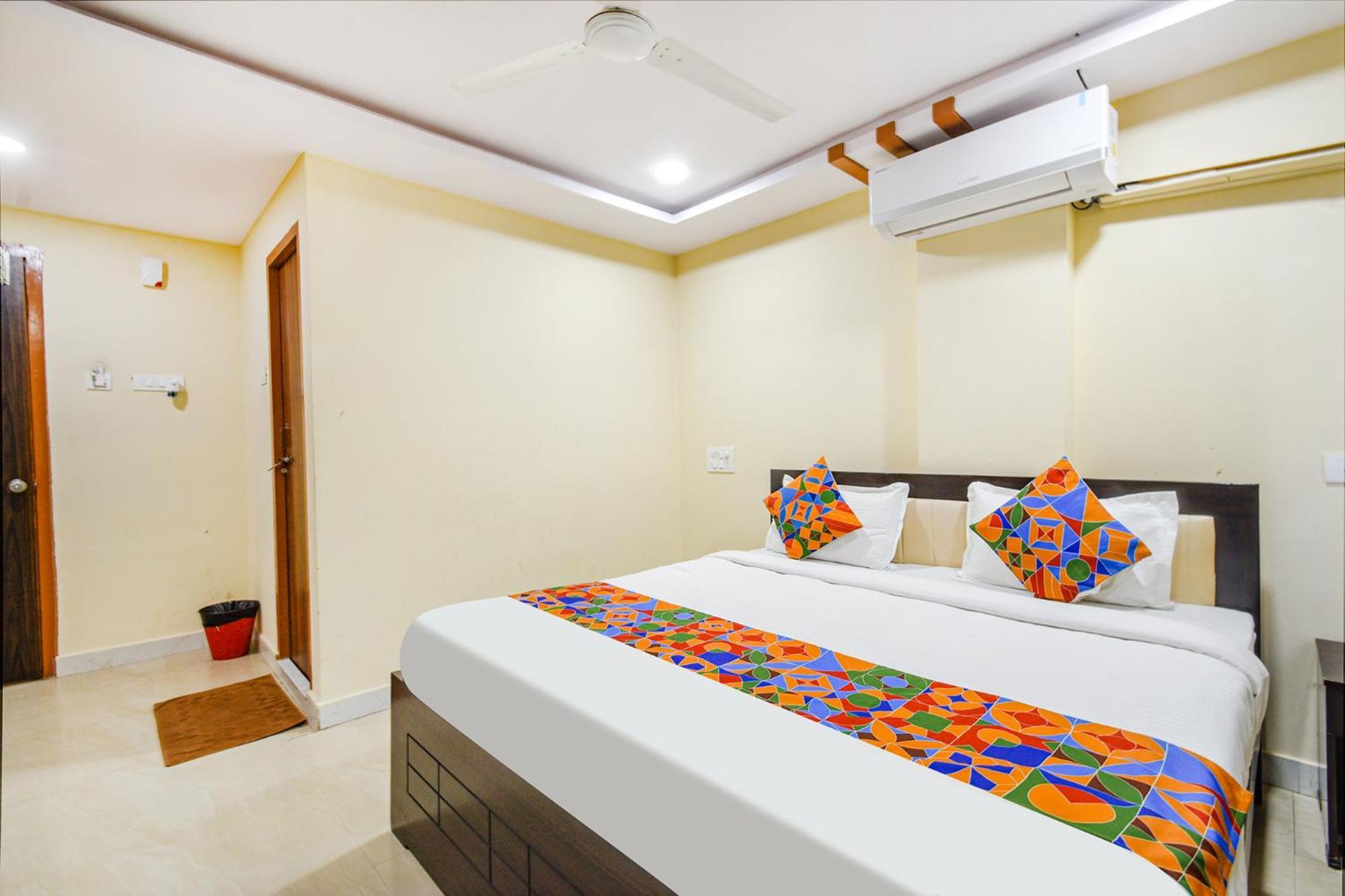 היידראבד Fabhotel N Residency, Hitech City - 350M From Yashoda Hospital, Hitech City מראה חיצוני תמונה